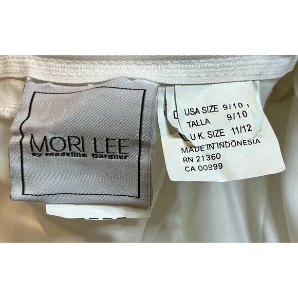 Mori Lee By Madeline Gardner Holy Communion, Flower Girl dress, sz 9/10, White - Picture 8 of 8